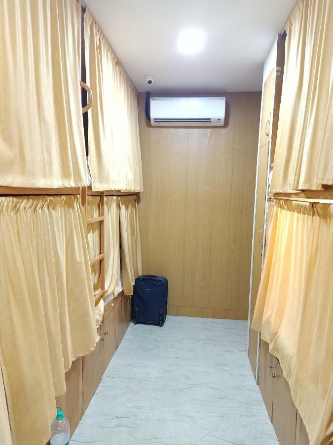Mabrook Dormitory Mumbai Bagian luar foto